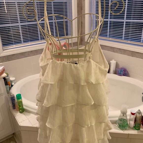 Ruffle Shirt - Picture 4 of 4